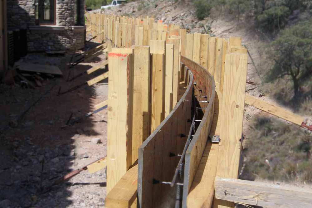 Radius Retaining Wall Concrete Contractor Phoenix Arizona